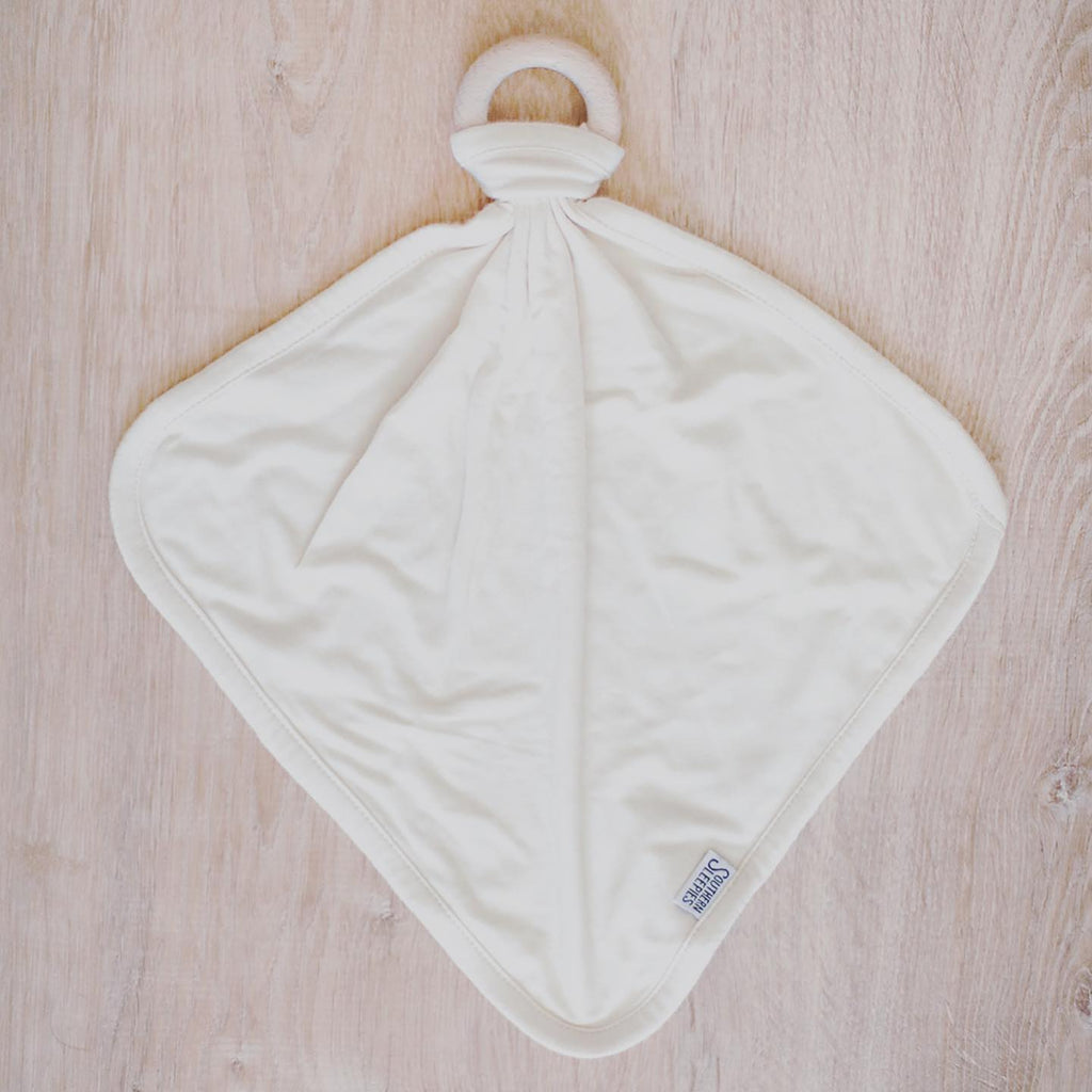Southern Sleepies - Solid Pearl Lovie with Wooded Ring